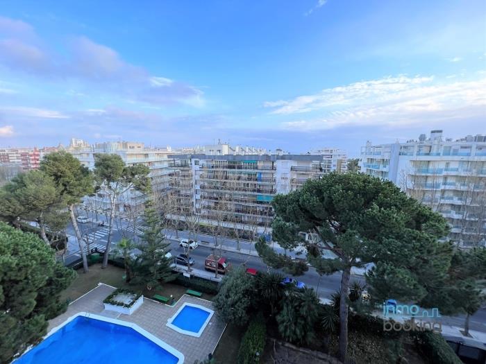 Gisamar, with pool and close to the sea in Salou