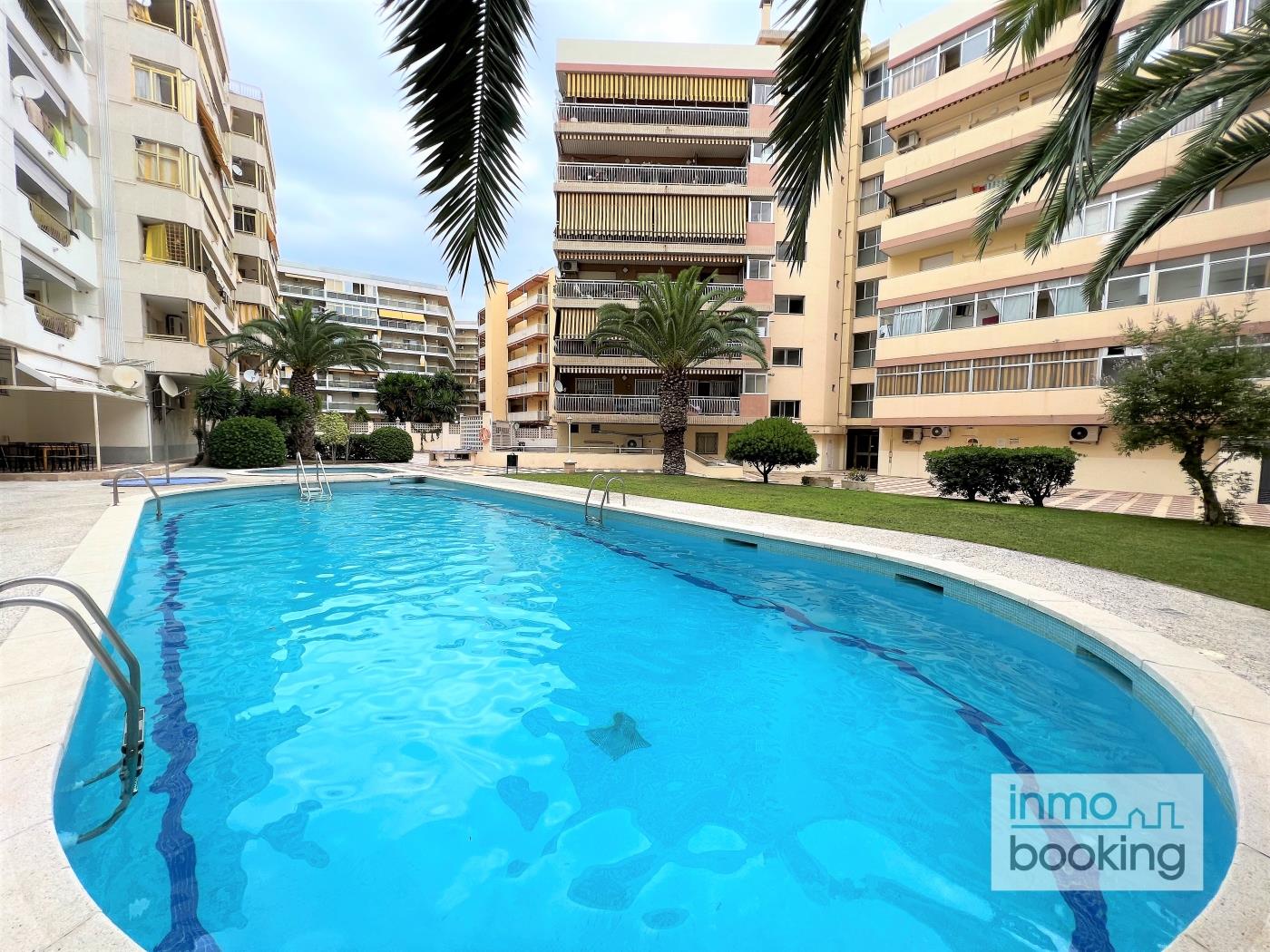 Indasol Apartments, air-conditioned and with swimming pool in Salou