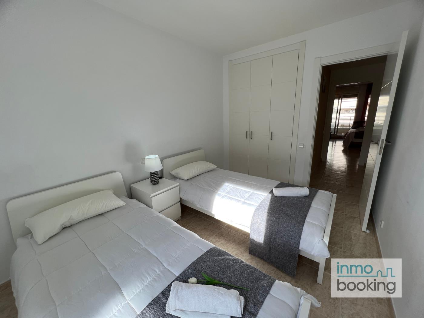 Inmobooking Villa Elvira, with swimming pool and free parking in salou