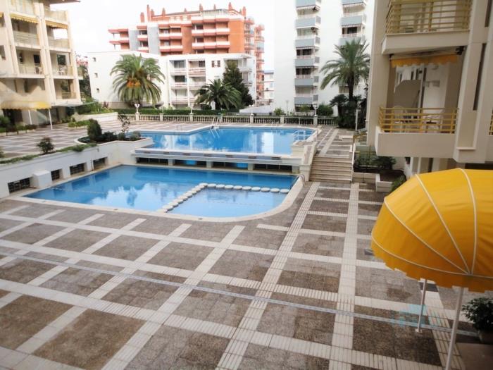 Novelty penthouse, on the seafront in Salou
