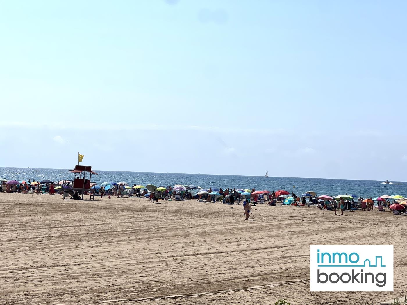 Anabella, climatitzat, pàrquing comunitari i a prop de la platja a Cambrils
