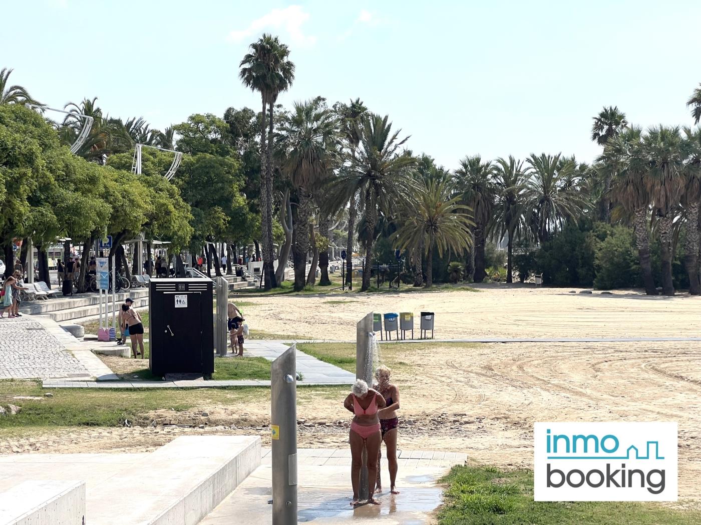 Anabella, climatitzat, pàrquing comunitari i a prop de la platja a Cambrils