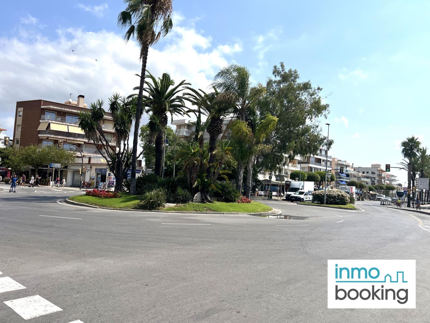 Anabella, climatitzat, pàrquing comunitari i a prop de la platja a Cambrils