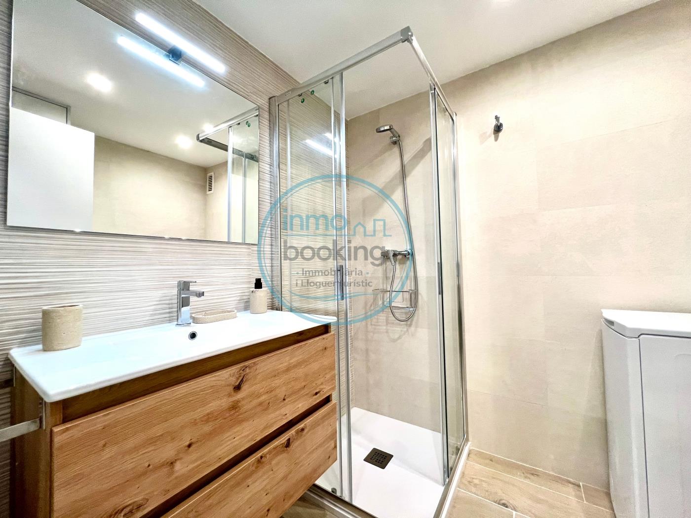 Loft internacional , climatizado con piscina y playa. en cambrils