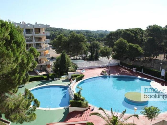 Cataluña 92 Beach Salou, air-conditioned and with swimming pool in Salou