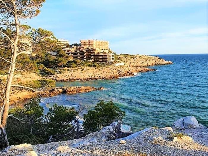 Beach Arquus Family Salou , climatizado y con piscina en Salou