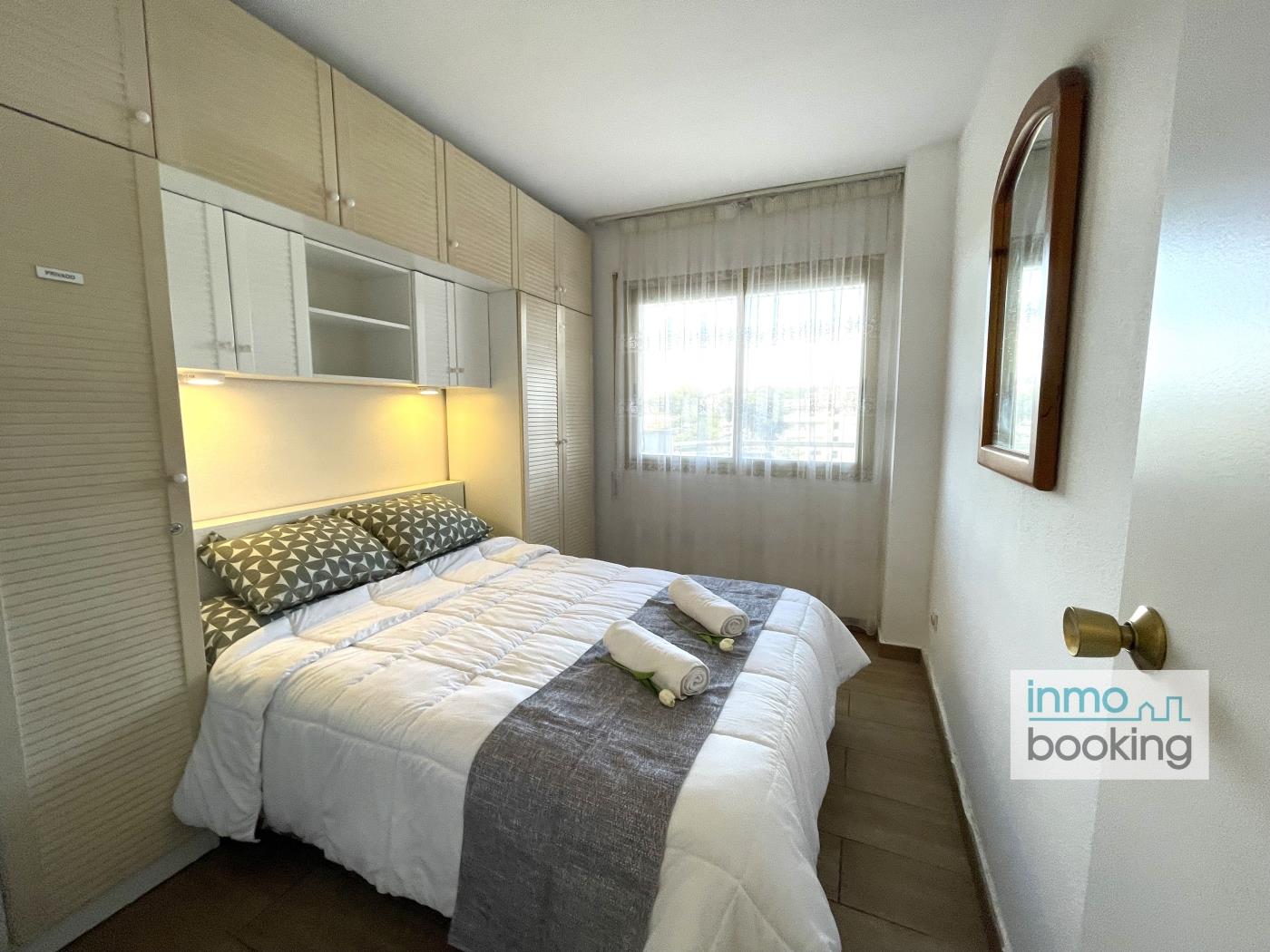 Beach Arquus Salou, centrally located with a pool in Salou