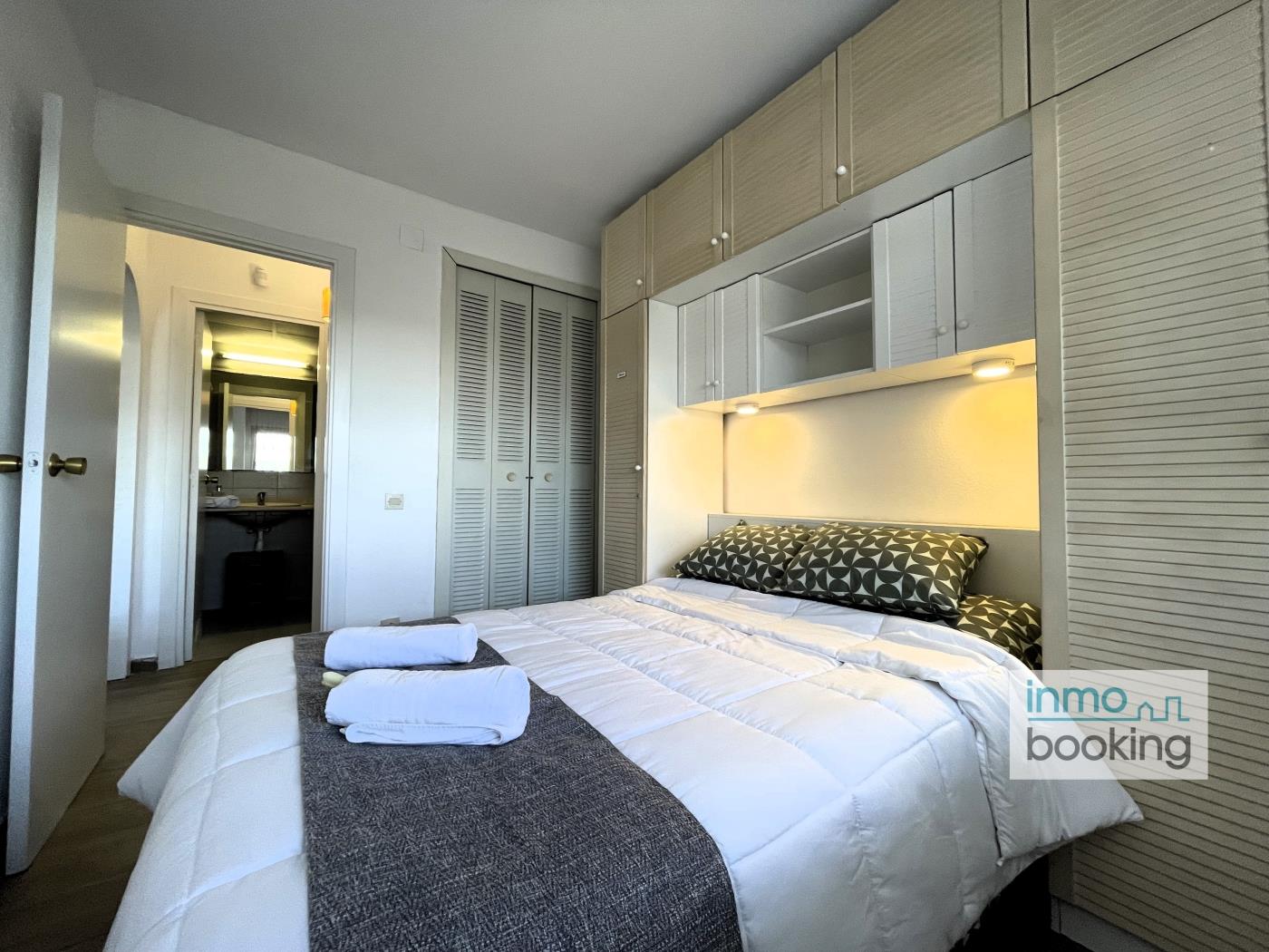 Beach Arquus Salou, centrally located with a pool in Salou