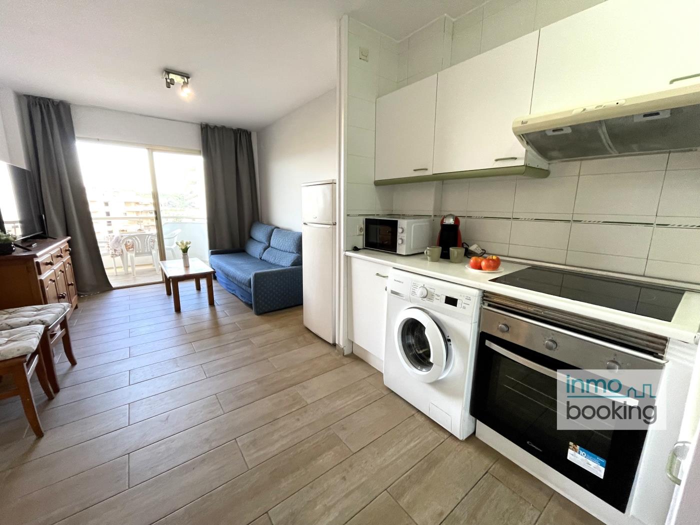 Beach Arquus Salou, centrally located with a pool in Salou