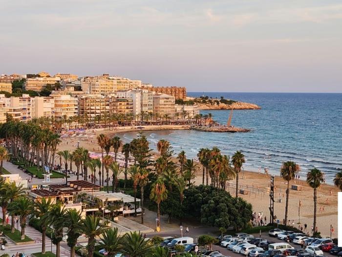 Sun Beach Rodas en bord de mer à Salou