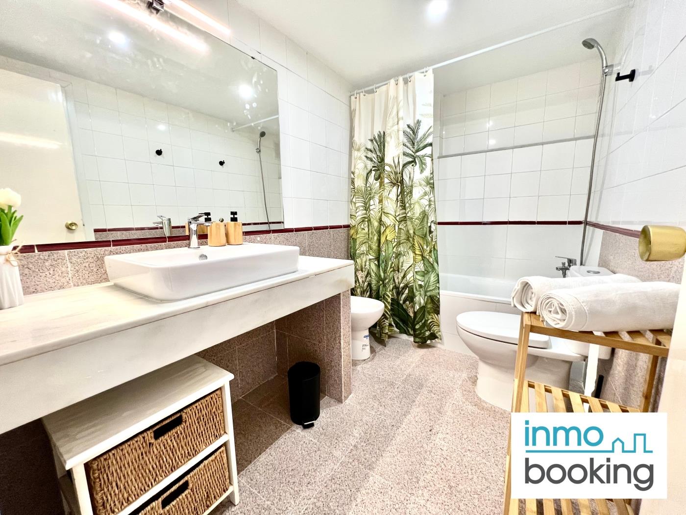 Ribiera Park Salou, air-conditioned with pool in SALOU