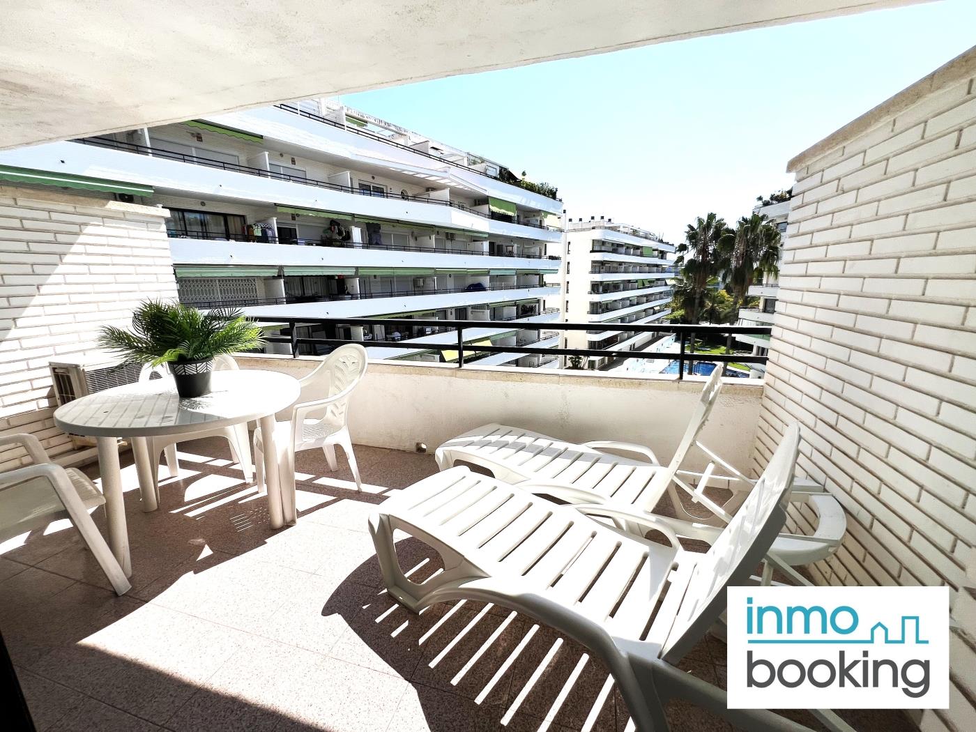 Ribiera Park Salou, air-conditioned with pool in SALOU