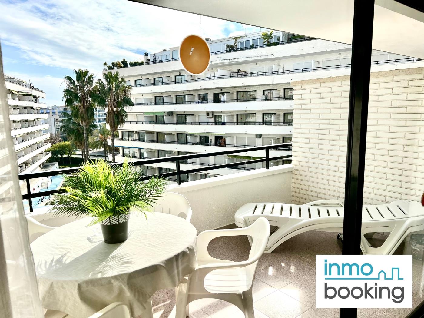 Ribiera Park Salou, air-conditioned with pool in SALOU