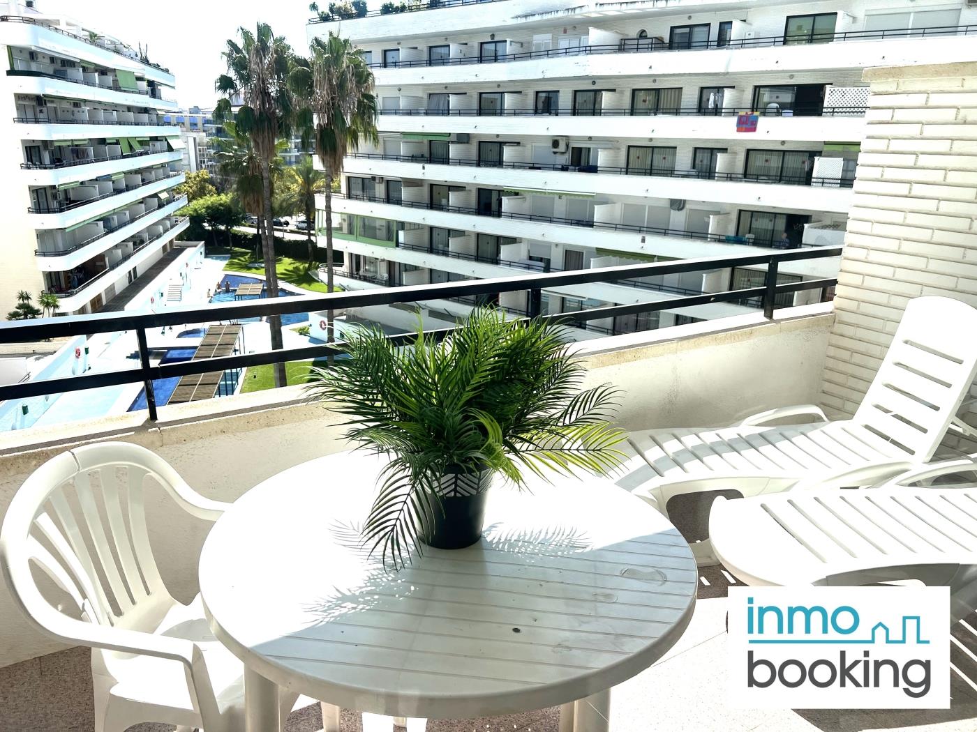 Ribiera Park Salou, air-conditioned with pool in SALOU