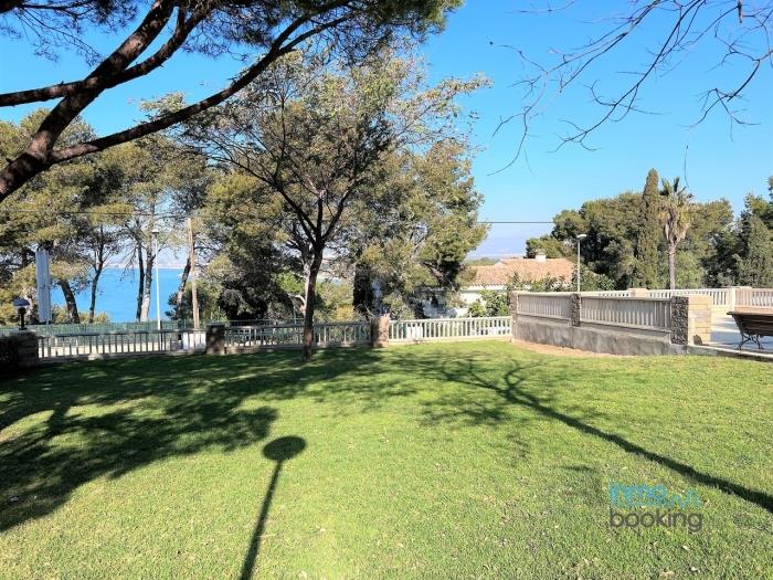 Sun Beach Cye Salou Experience a salou