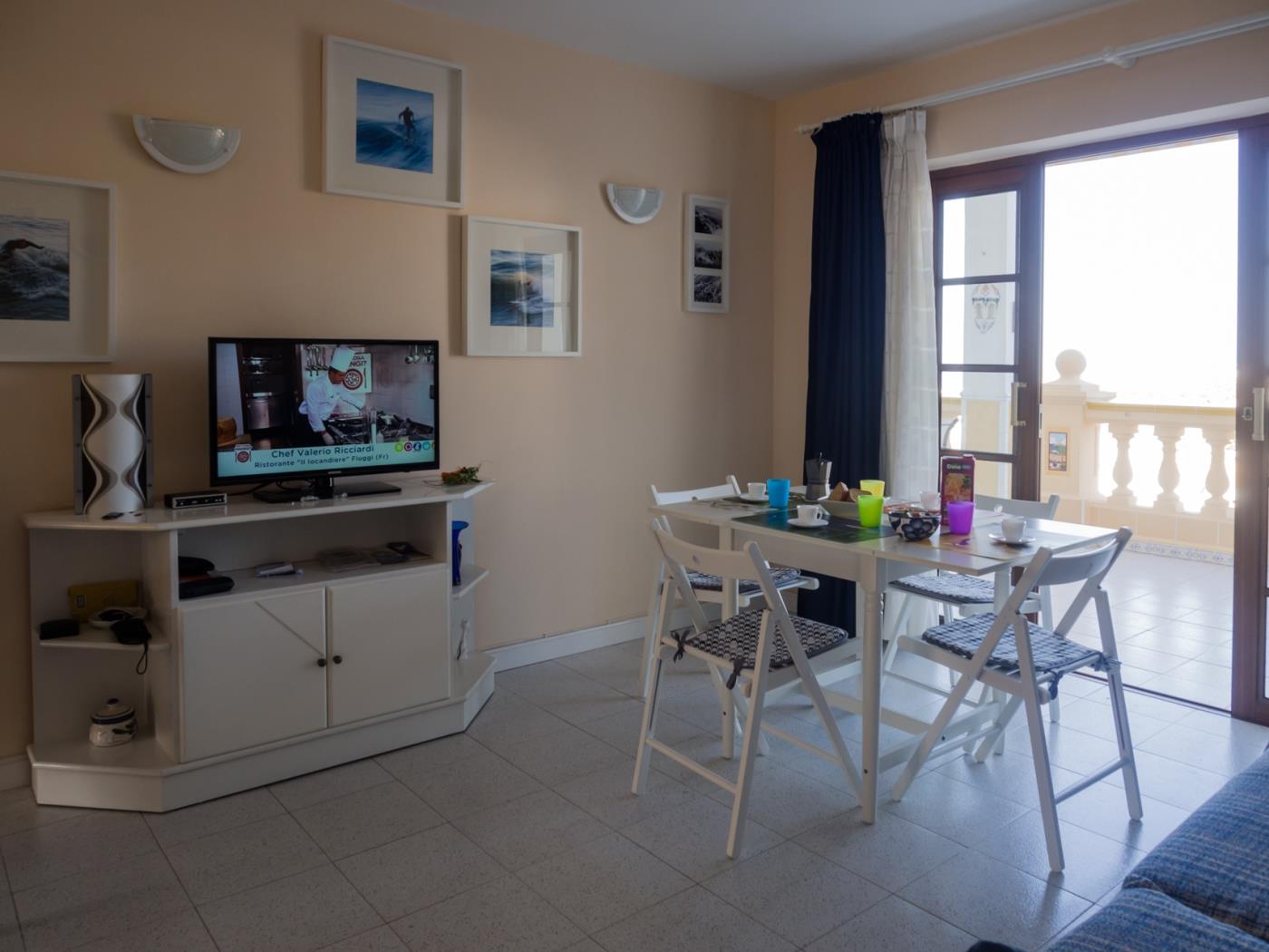 One bedroom apartment, bright and big terrace ocean view in San Eugenio Alto