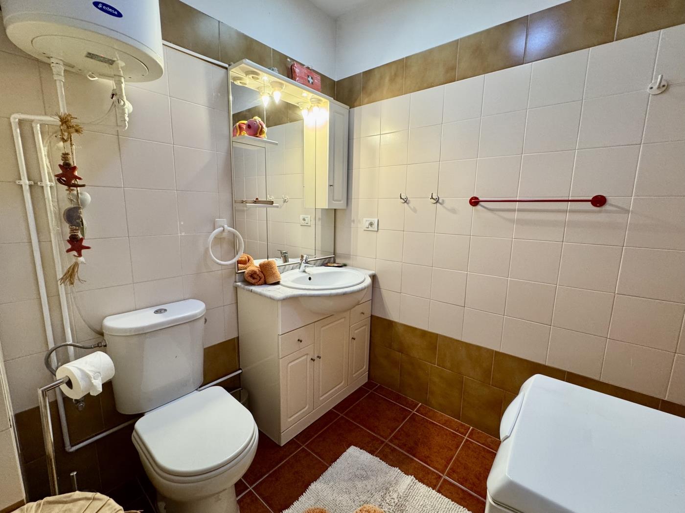 Apartamento dos dormitorios primera linea de mar en Playa de Santiago