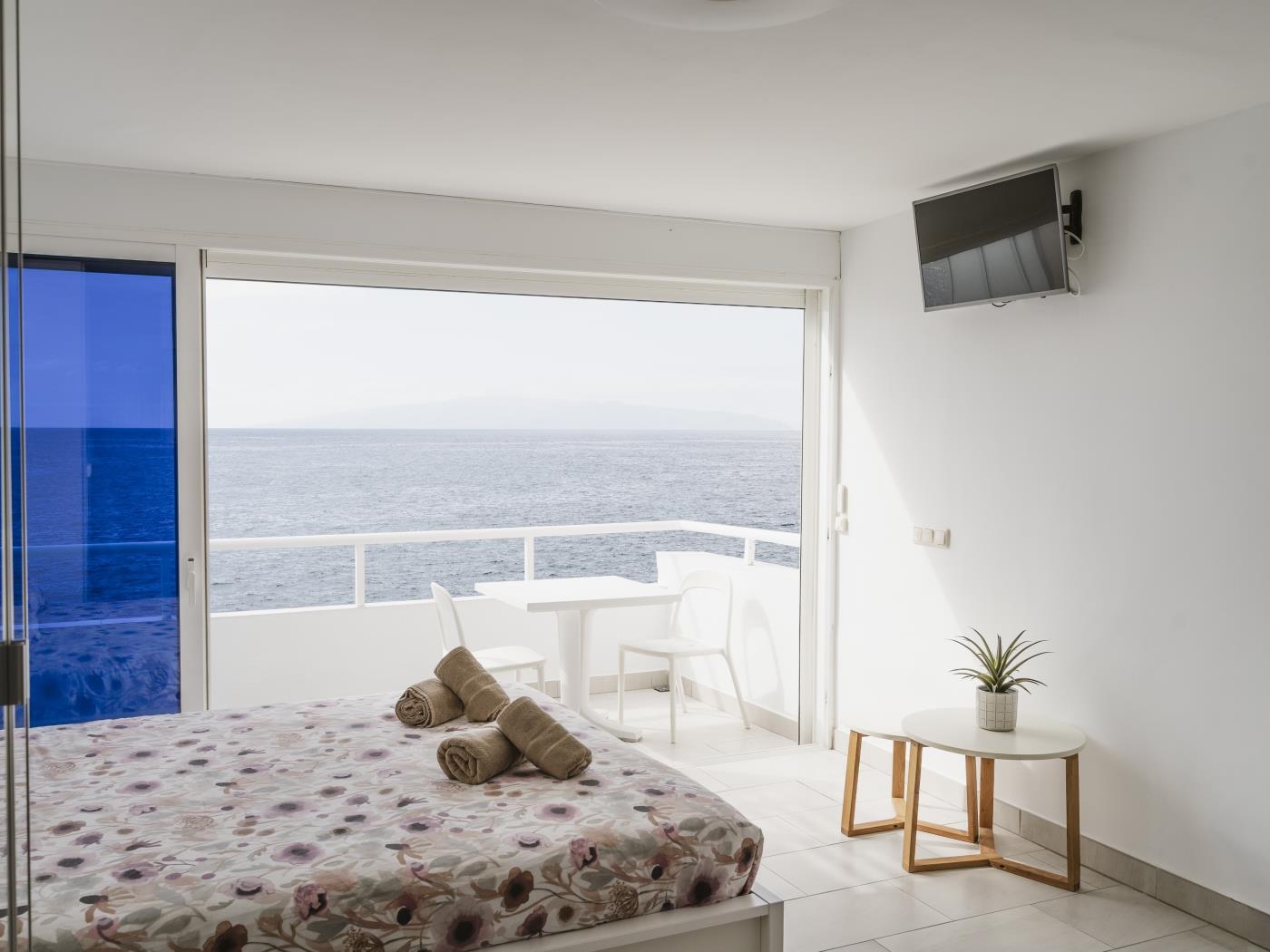 love boat (by experience holidays tenerife) in Callao Salvaje