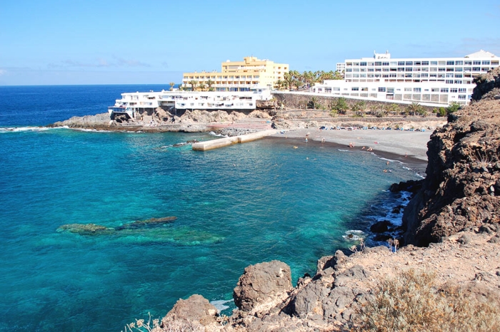 blue dream (villa with heated, saltwater pool) in Callao Salvaje