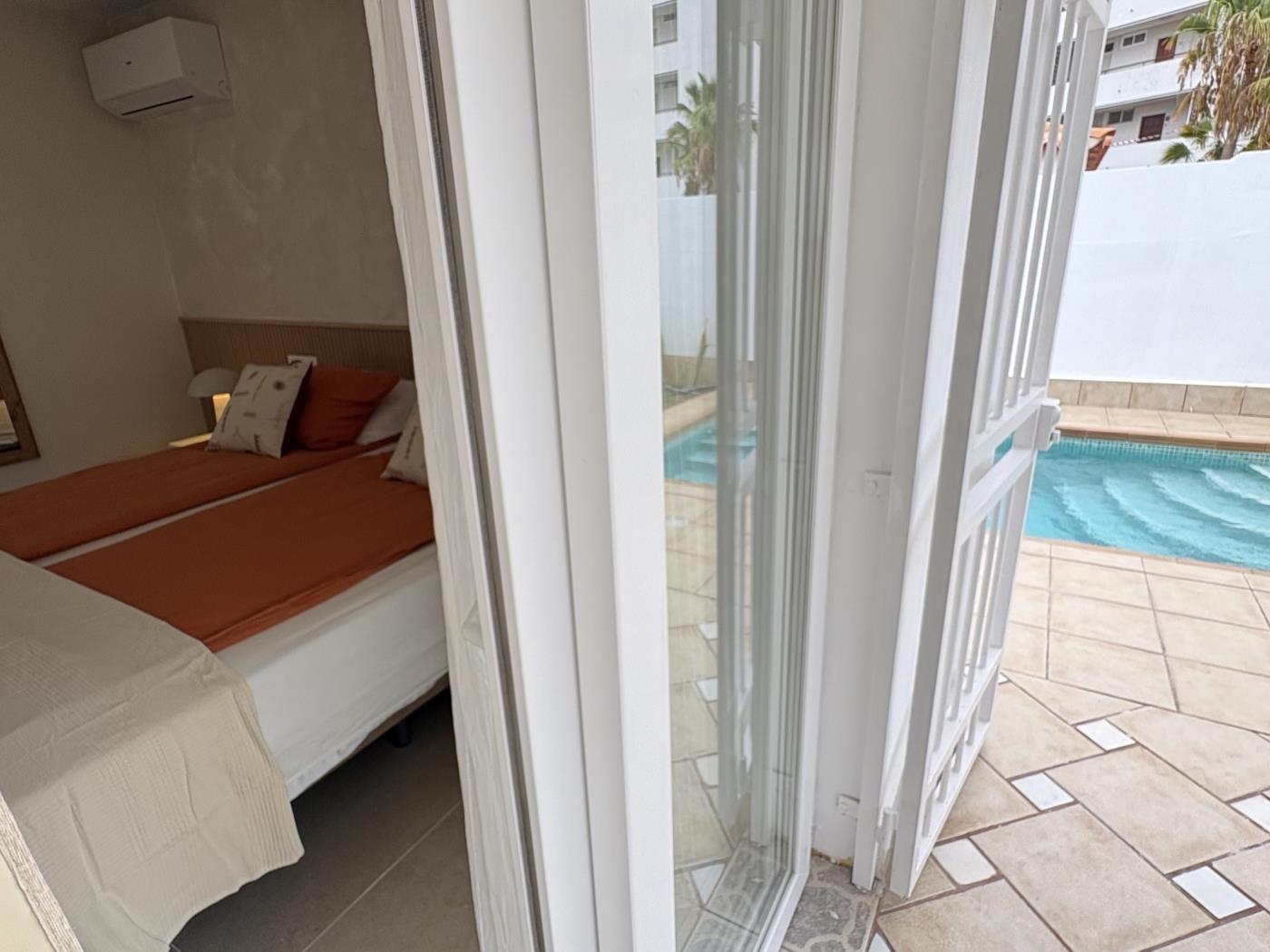 blue dream experience (villa with heated, saltwater pool) in Callao Salvaje