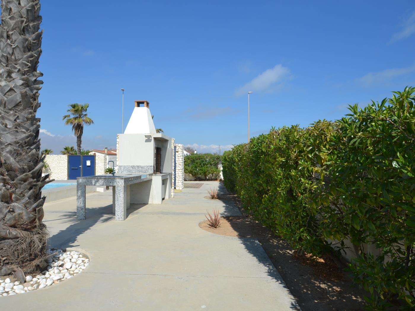 Villa Aurora amb vistes al mar i piscina privada a Riumar-Deltebre