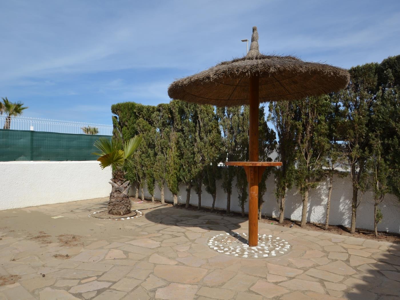 Casa Nathalia con piscina comunitaria en Riumar Deltebre