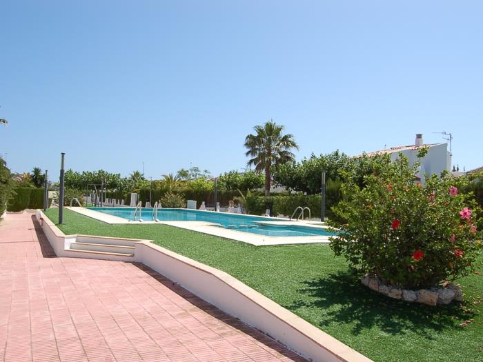 Casa Nathalia con piscina comunitaria en Riumar Deltebre