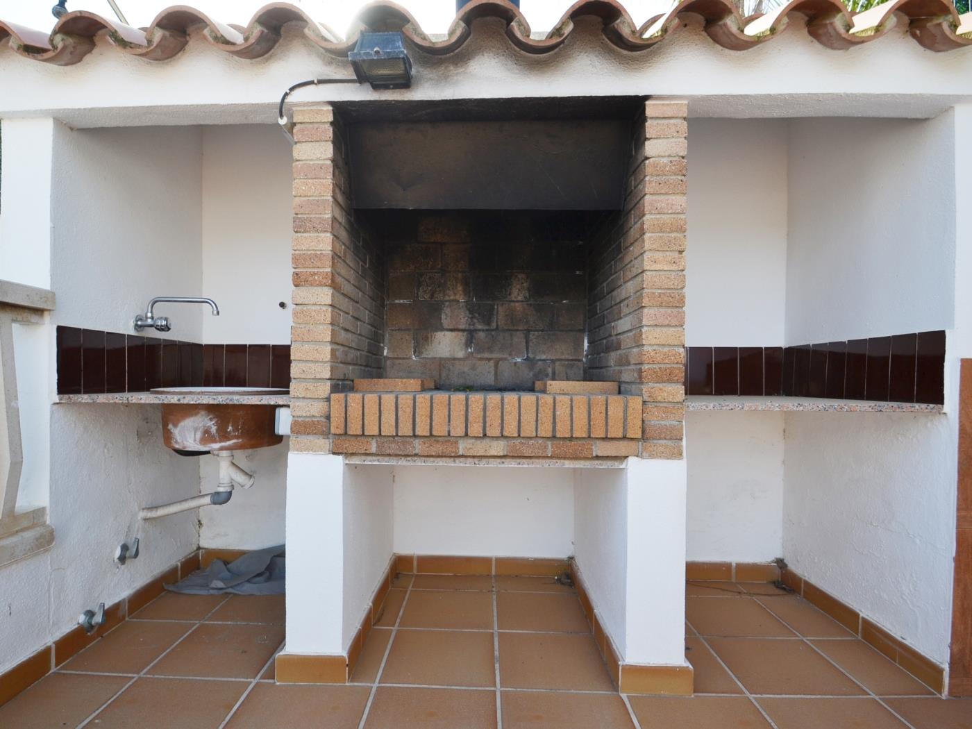 Casa Camins 2 amb piscina privada a Riumar Deltebre