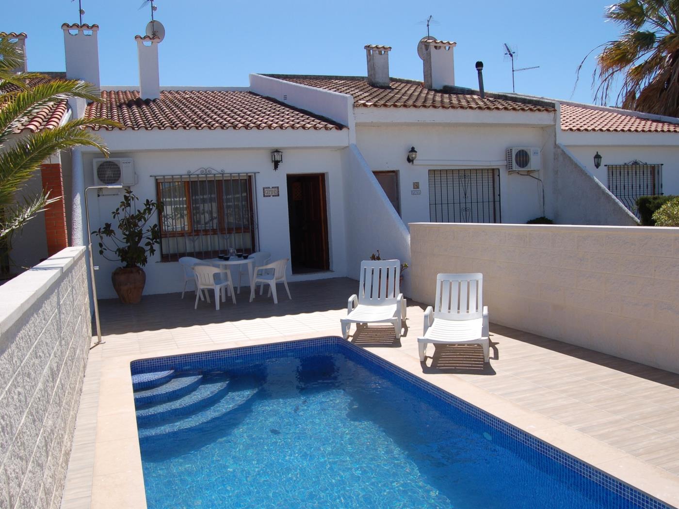 Casa Géminis con piscina privada en Riumar Deltebre