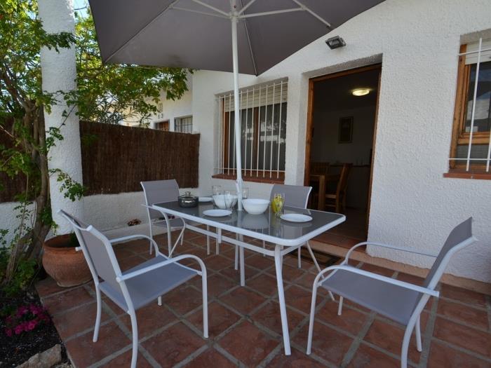 Casa Blanca mit Privatpool in Riumar, Spanien in RIUMAR-DELTEBRE