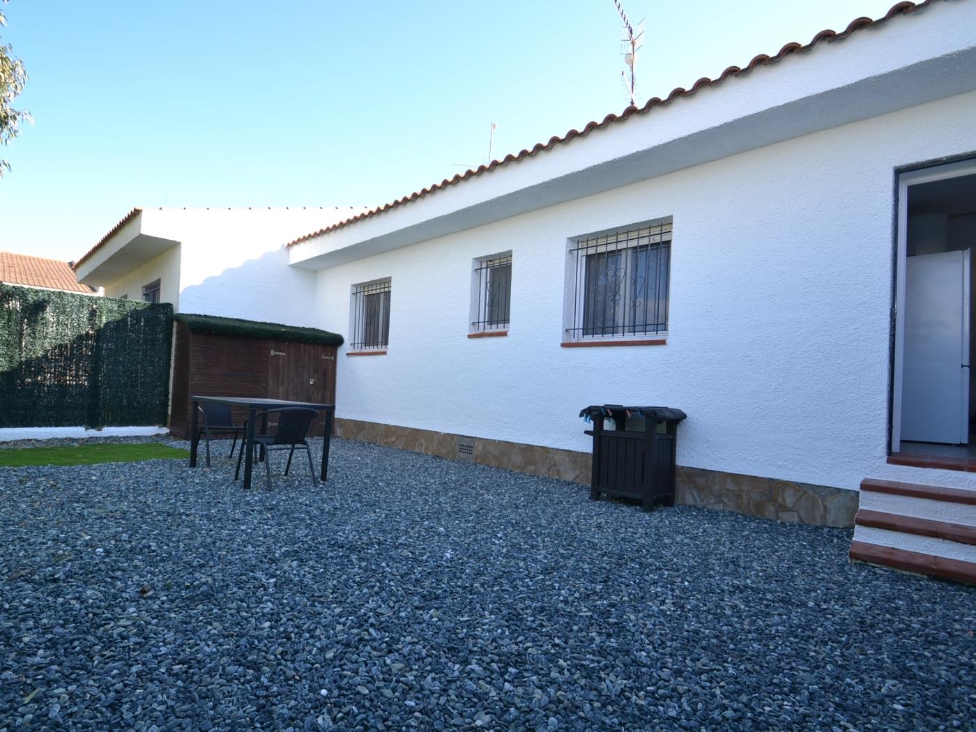 Casa Madeira 2 con piscina privada en Riumar Deltebre