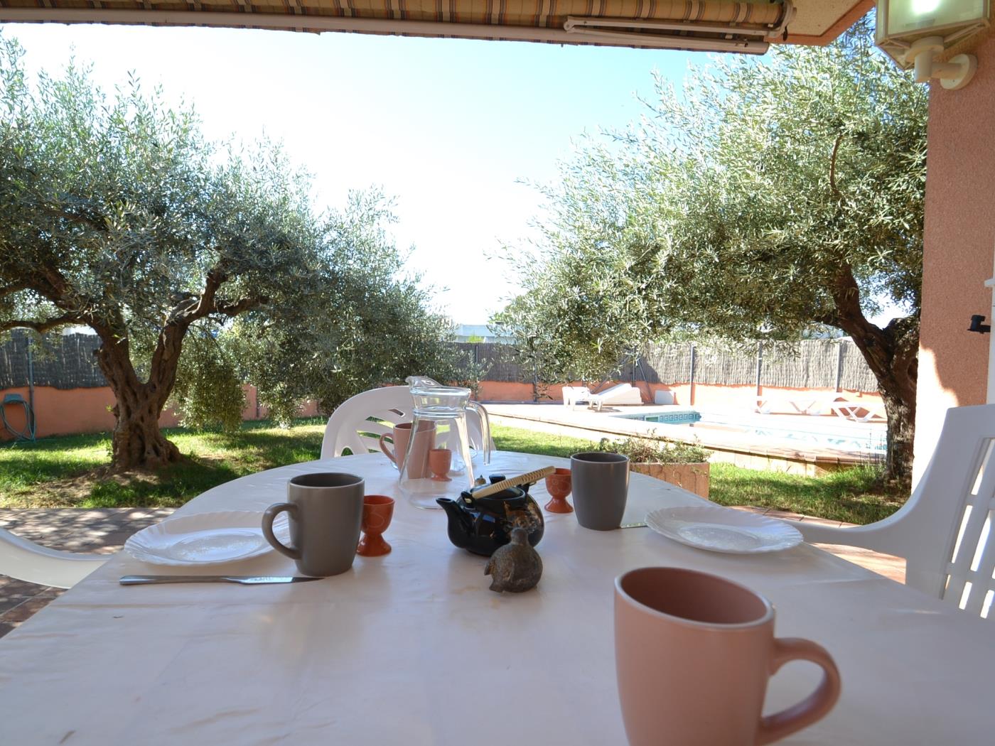 Casa Jasmin 1 con piscina privada en Riumar Deltebre