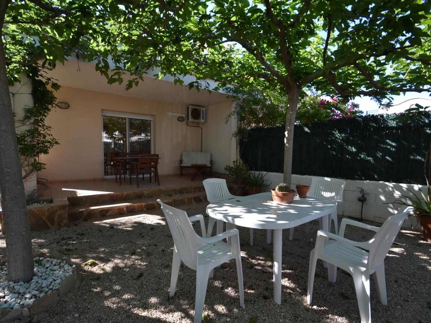 Casa Flamenc avec la piscine privée à Riumar Deltebre