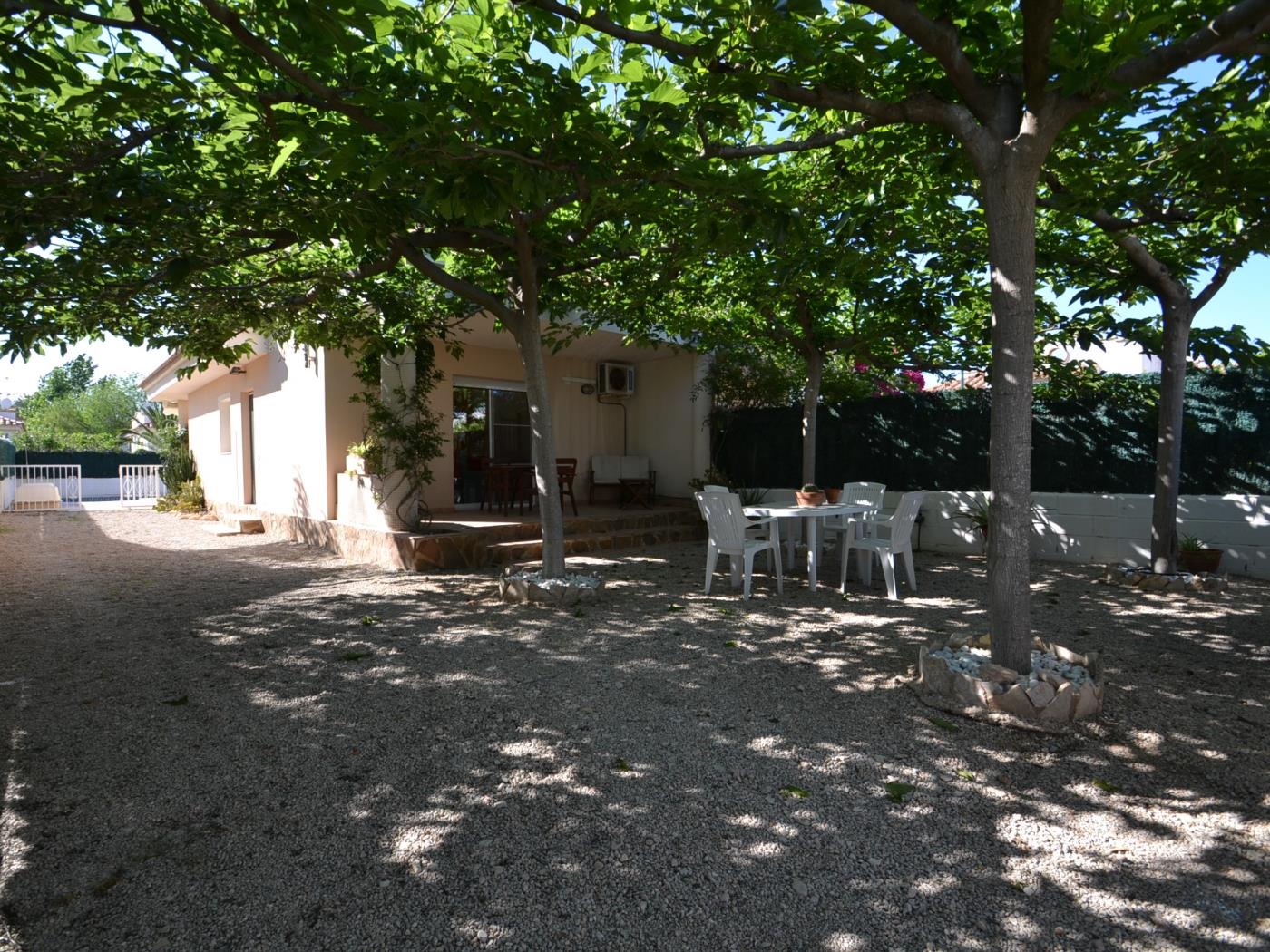 Casa Flamenc avec la piscine privée à Riumar Deltebre