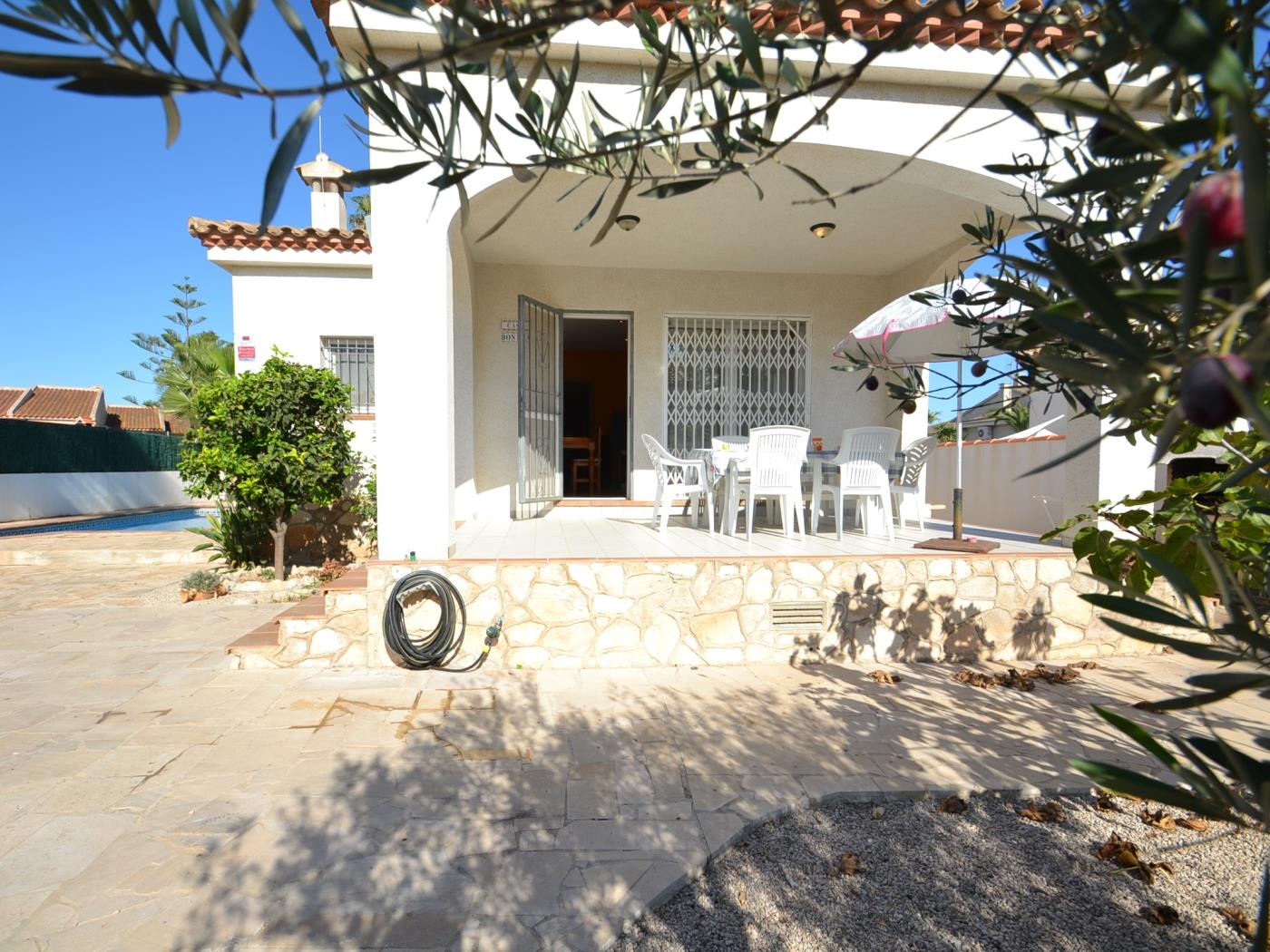 Casa Bonita con piscina privada en Riumar Deltebre