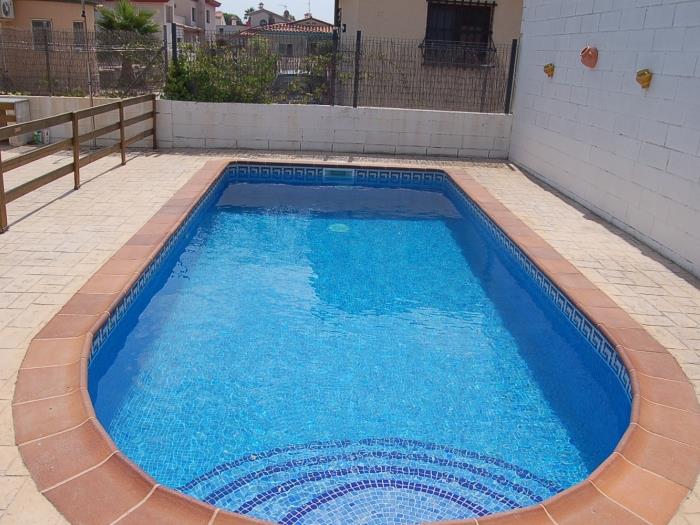 Casa Lorena avec la piscine privée à Riumar Deltebre