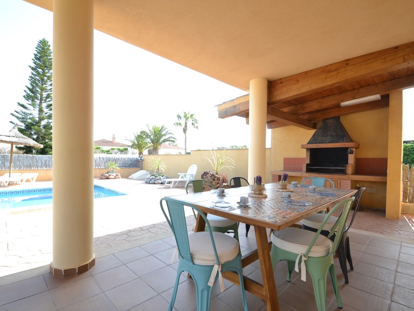 Casa Alvaro mit Privatpool in Riumar - Spanien in Riumar Deltebre