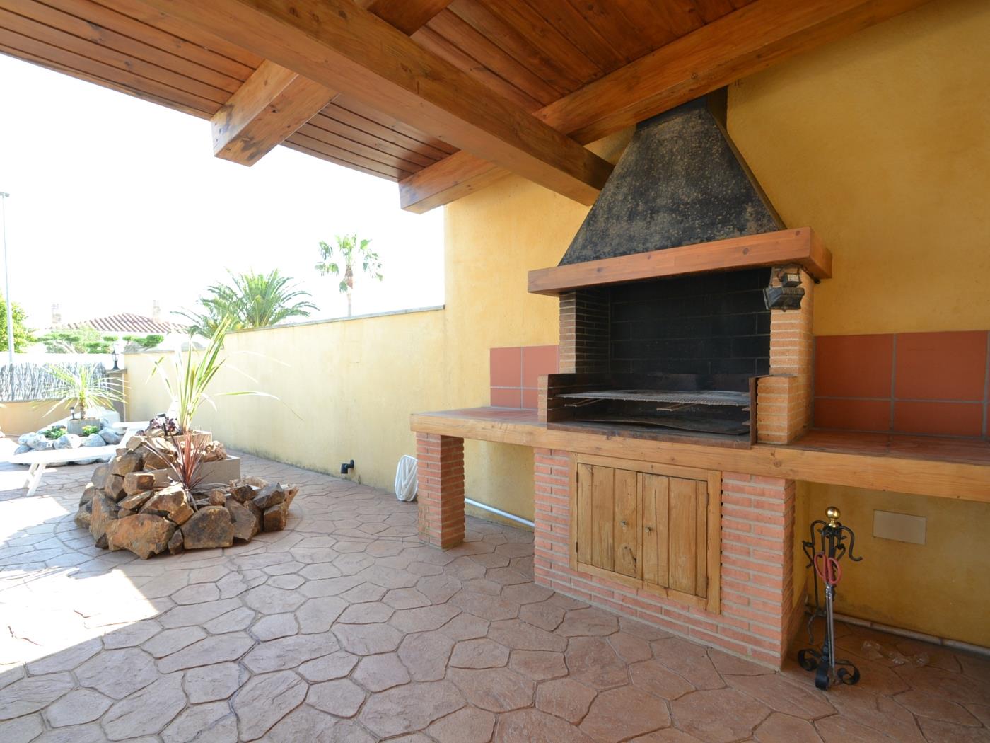 Casa Alvaro avec la piscine privée à Riumar Espagne à Riumar Deltebre