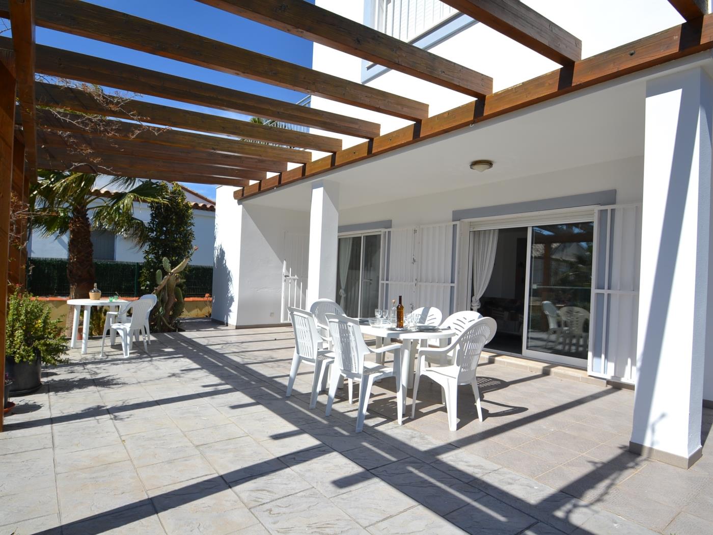 Casa Gallo with privat pool in Riumar Deltebre