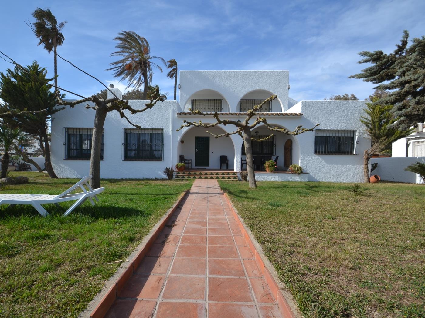 Villa Oasis amb piscina privada a Riumar Deltebre