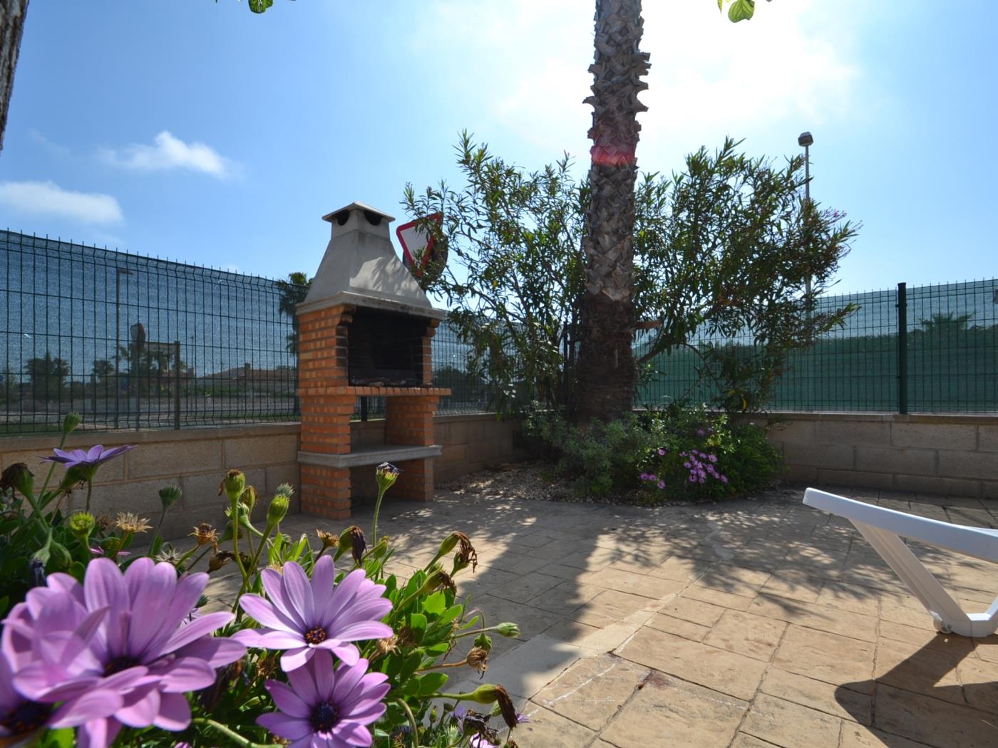 Casa Amor avec la piscina privée à Riumar , Espagne à Riumar Deltebre