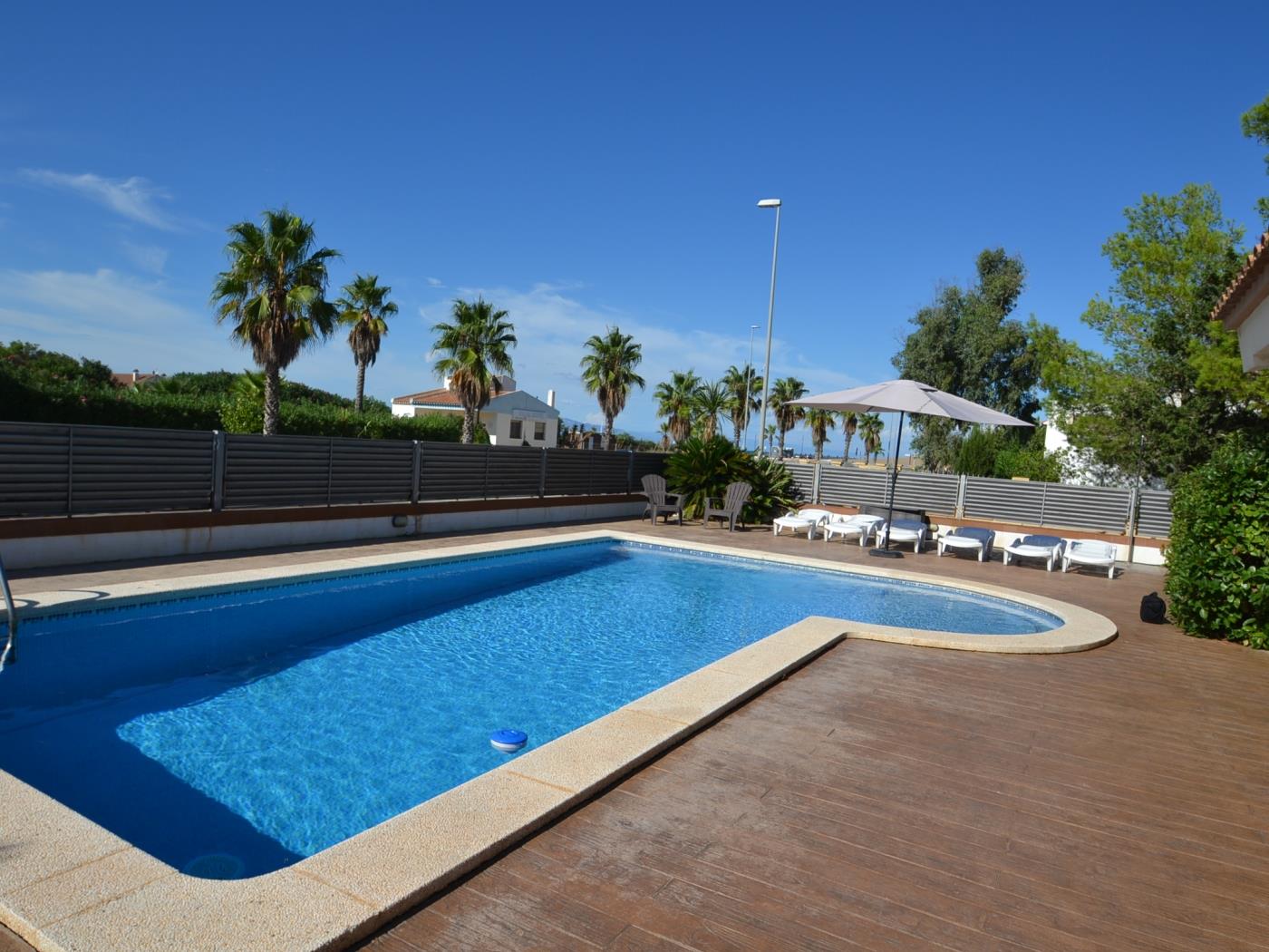 Vil·la Ventura amb piscina privada a Riumar-Deltebre