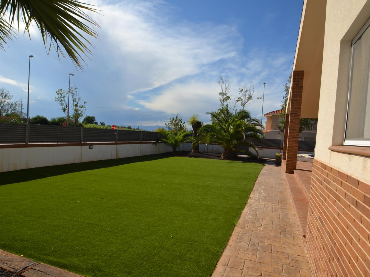 Villa Ventura avec la piscine privée à Riumar-Deltebre