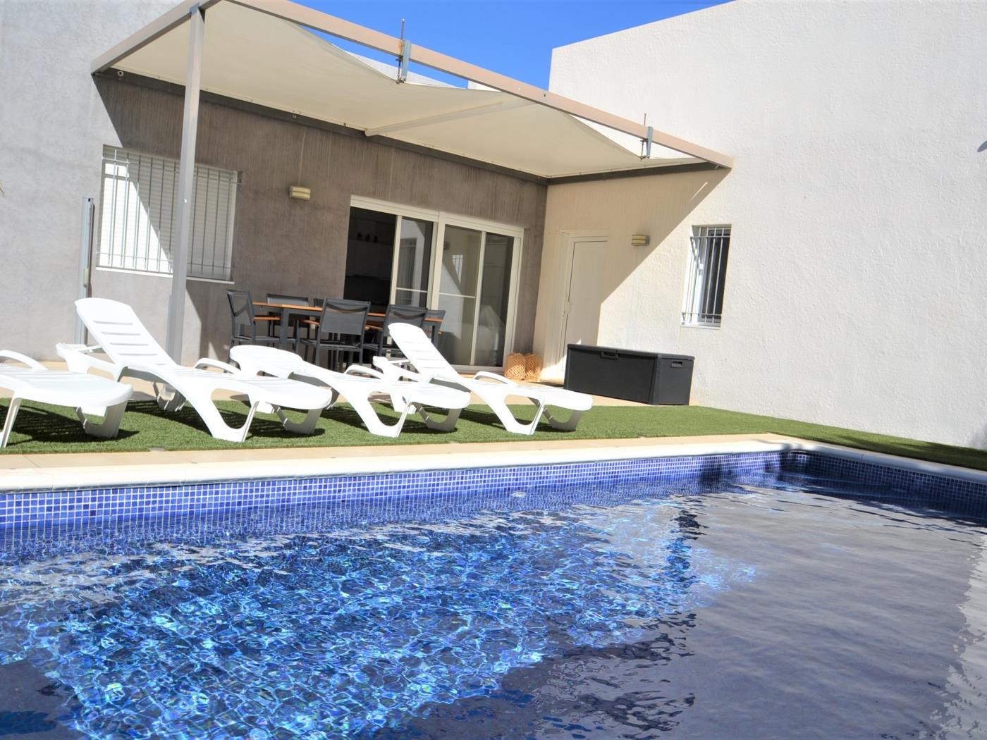 Casa FIM uno avec la piscine privée à Riumar Deltebre