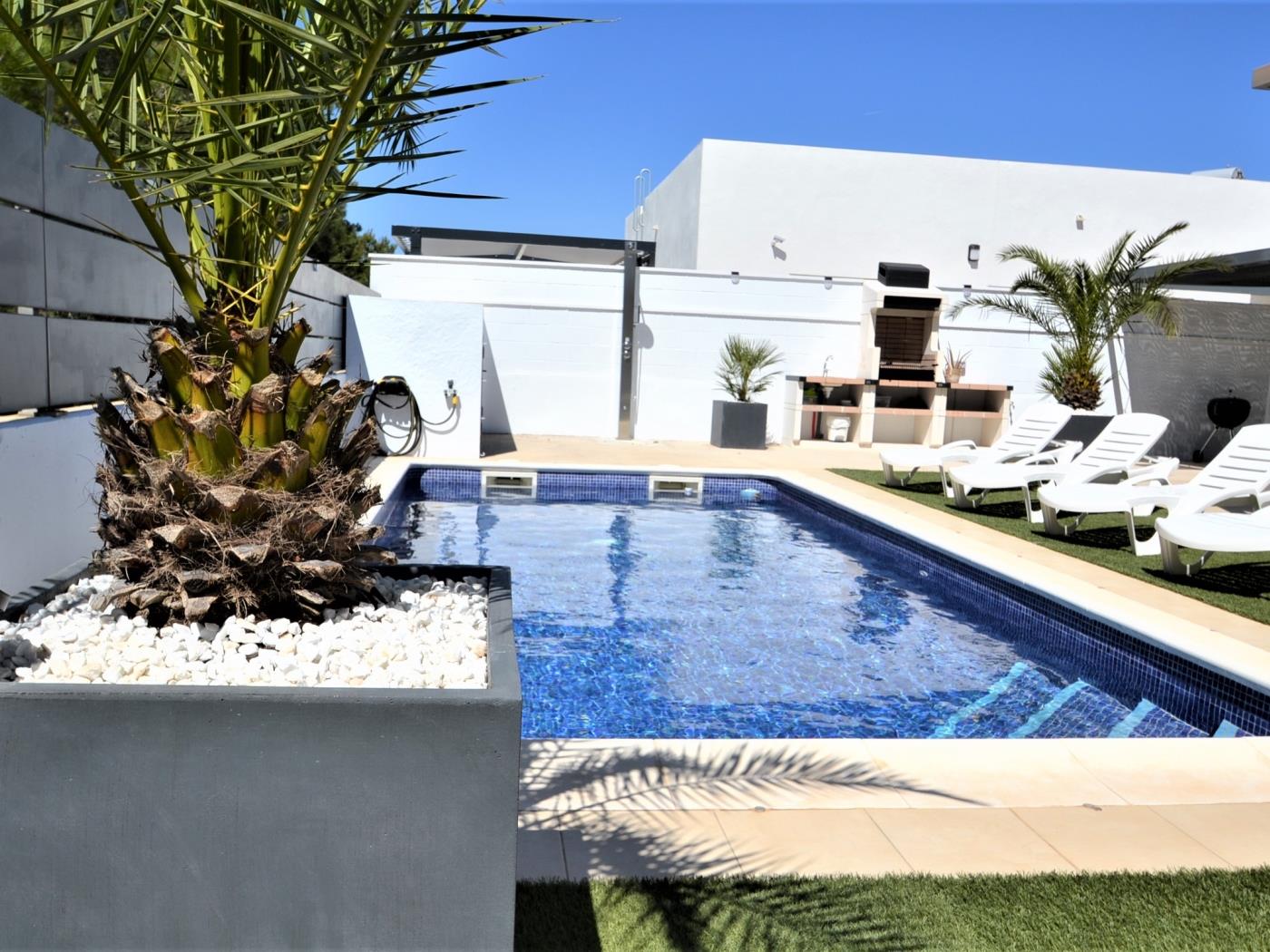 Casa FIM uno amb piscina privada a Riumar Deltebre
