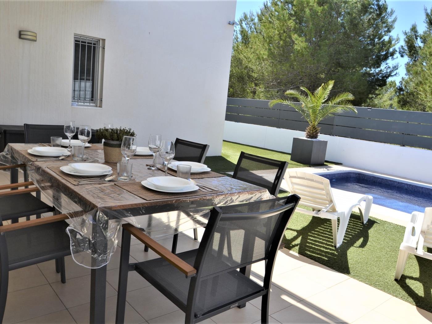 Casa FIM uno avec la piscine privée à Riumar Deltebre