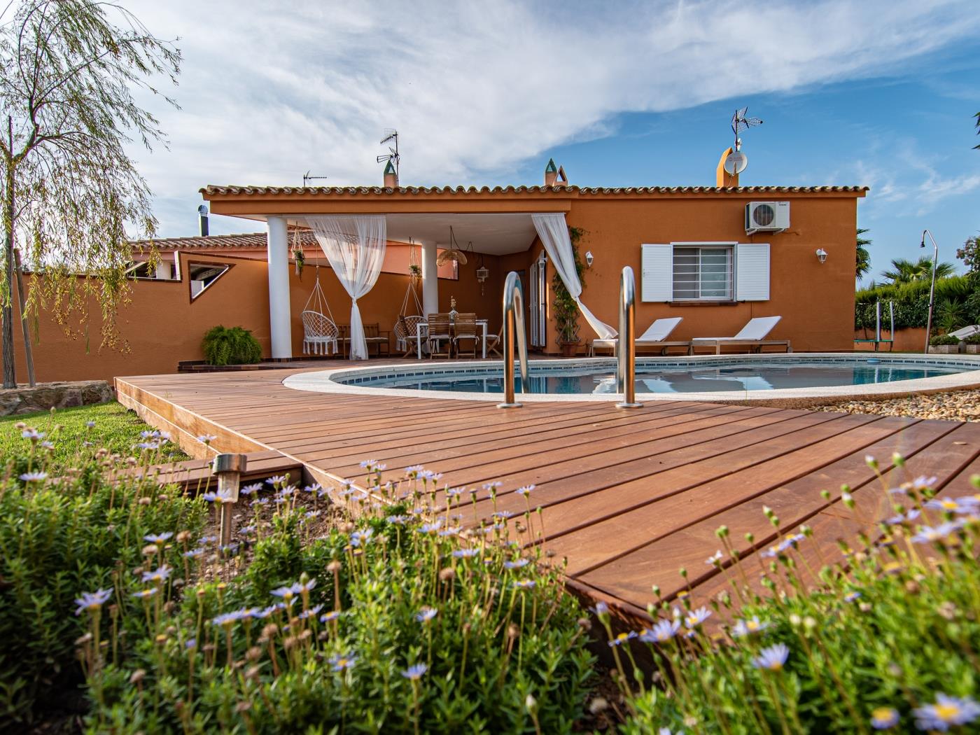 Casa Lo Garxal amb piscina privada a Riumar Deltebre