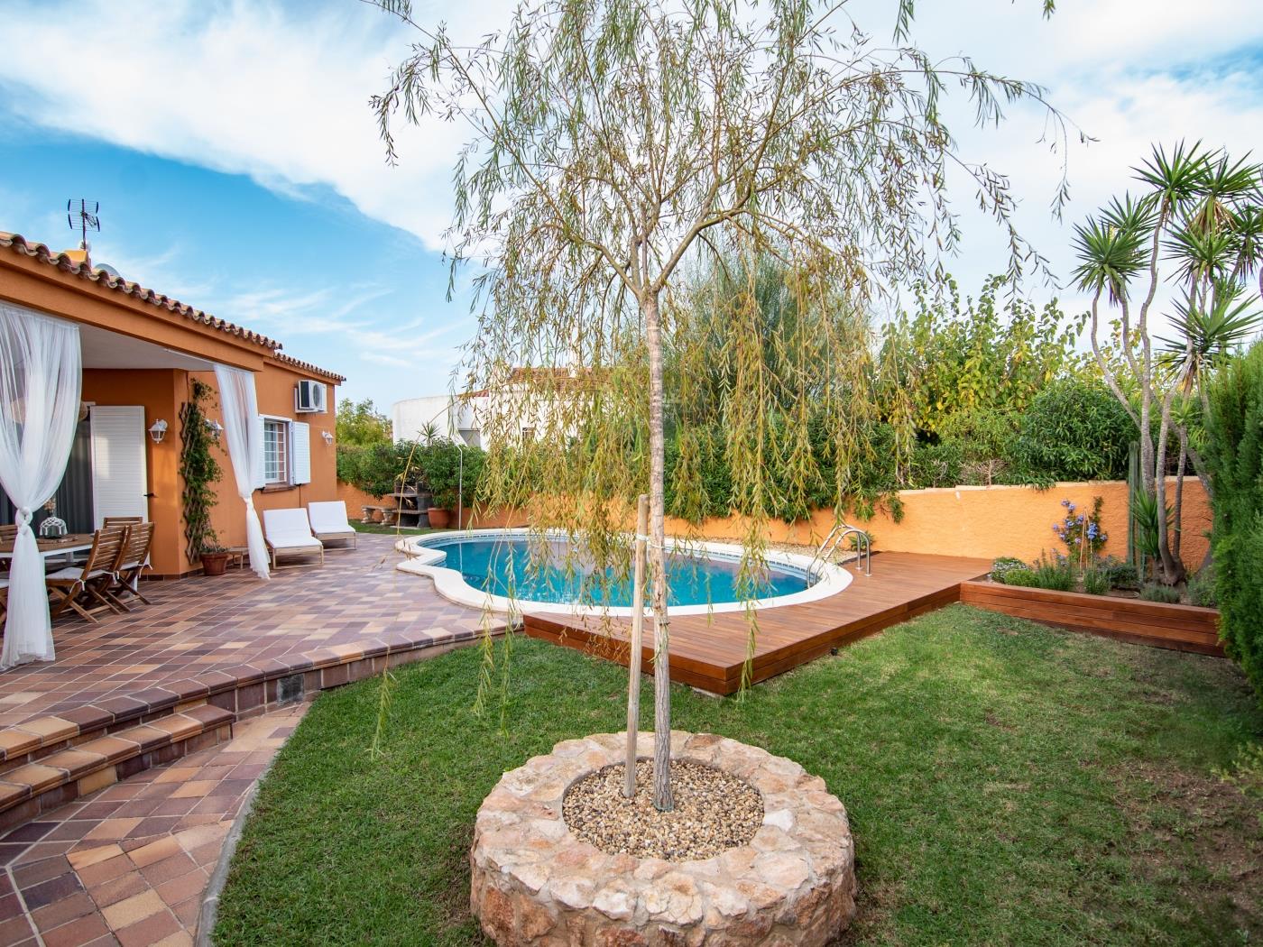 Casa Lo Garxal avec la piscina privée à Riumar Deltebre