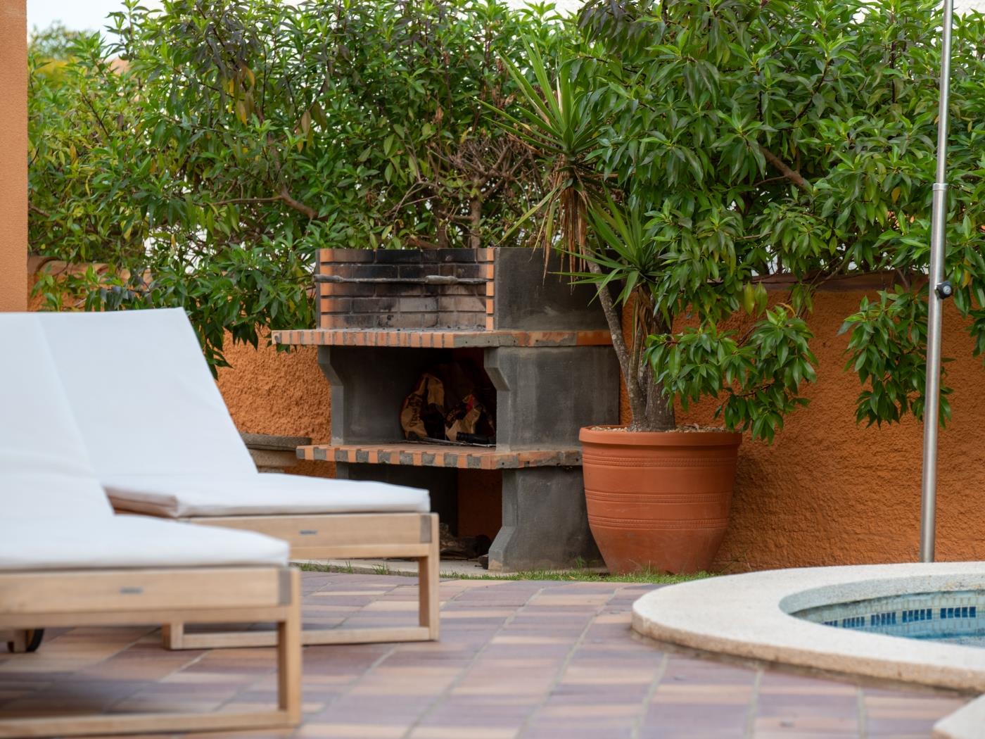 Casa Lo Garxal amb piscina privada a Riumar Deltebre