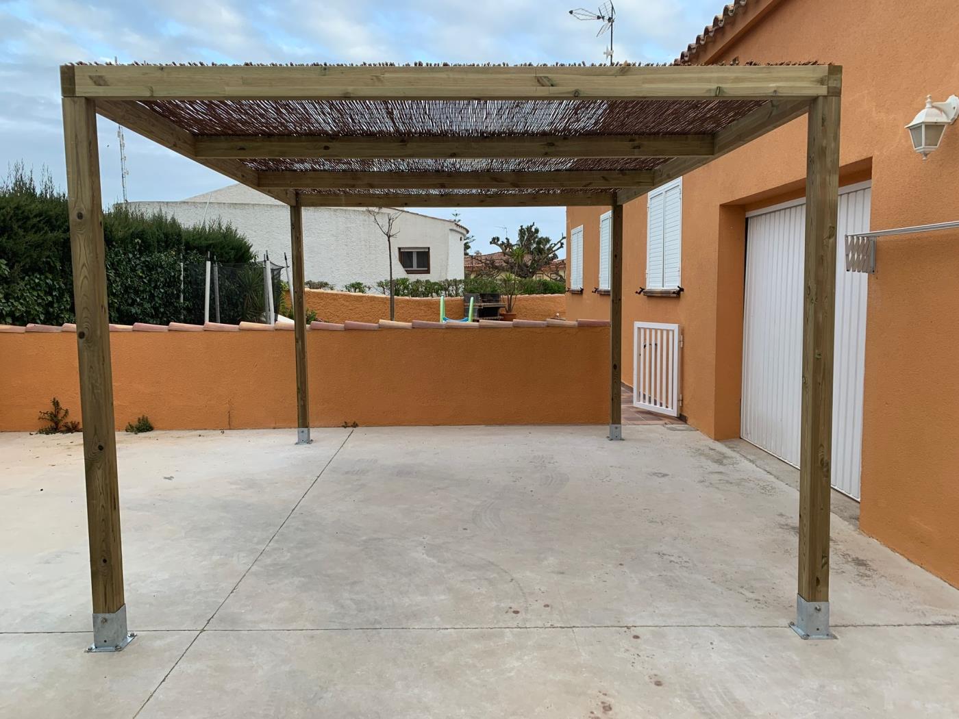 Casa Lo Garxal avec la piscina privée à Riumar Deltebre